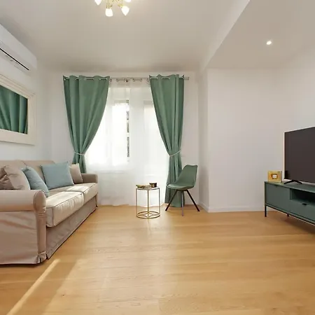 Graceful Near St Peter Metro 100 Mt Rom