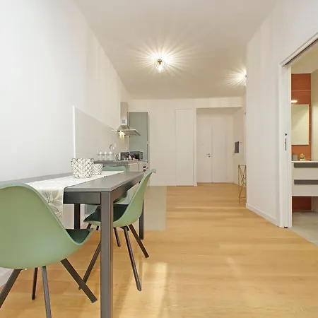 Graceful Near St Peter Metro 100 Mt